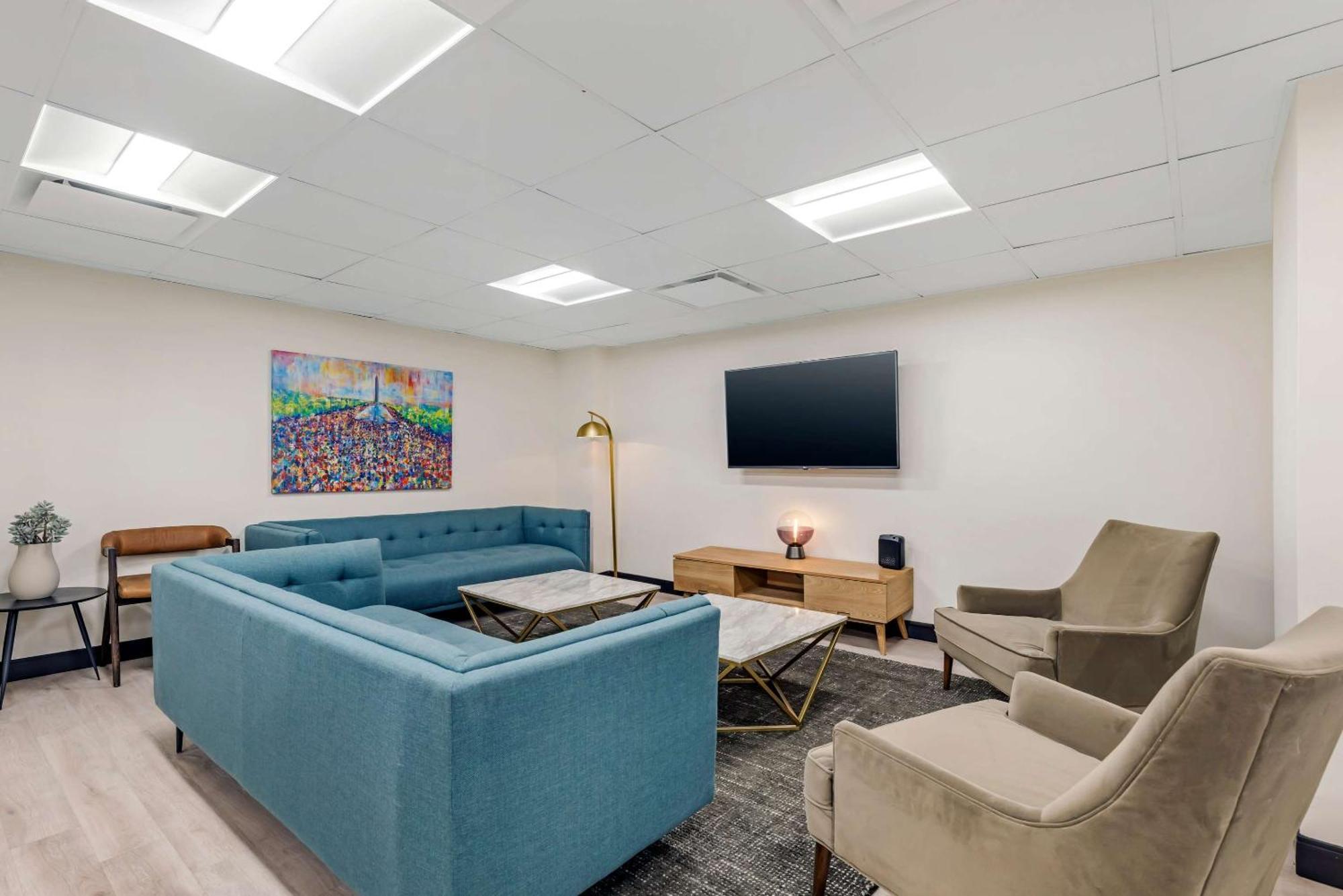 Sonder The Quincy Hotel Washington