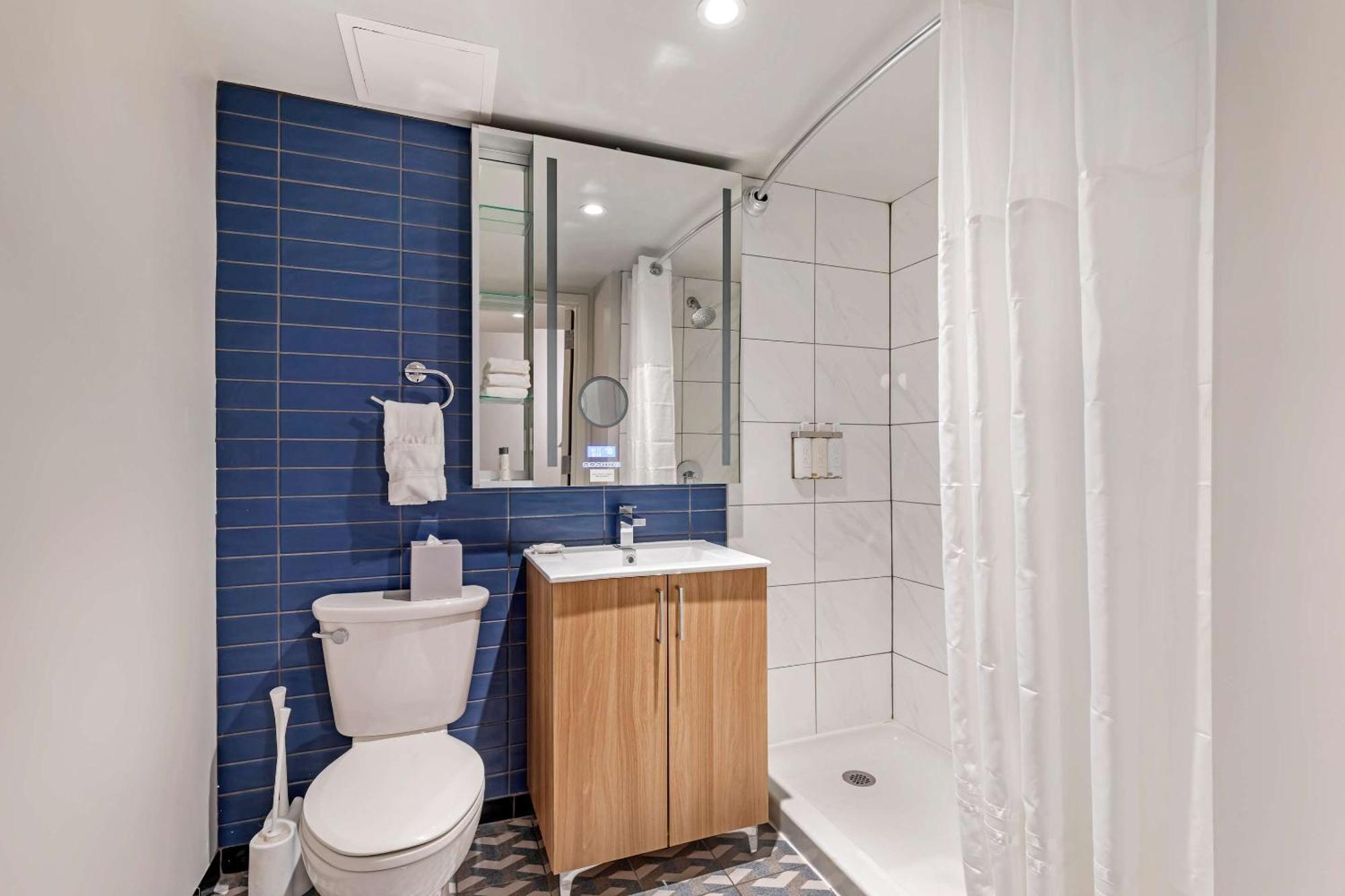 Sonder The Quincy Hotel Washington